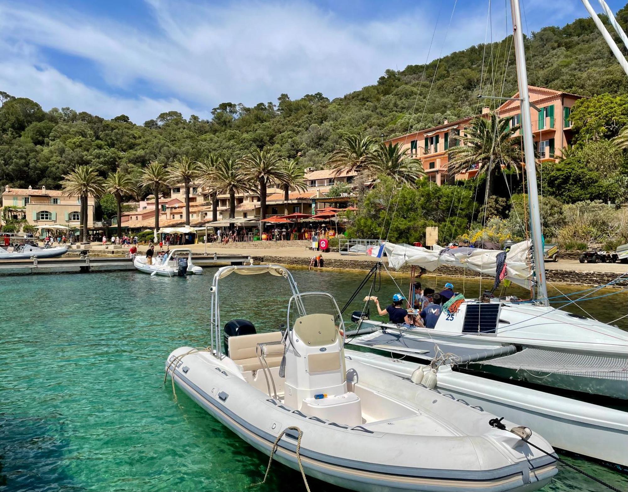 T3 A 300M Plage Avec Piscine Tennis Le Lavandou Eksteriør bilde